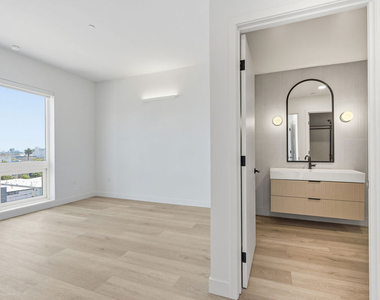 3555 Overland Avenue - Photo Thumbnail 9