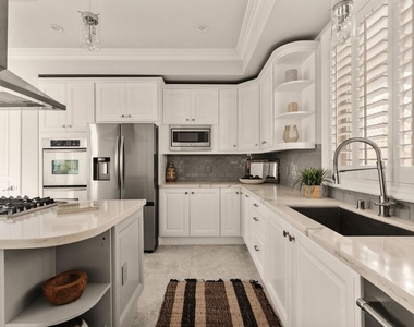 1610 Camden Avenue - Photo Thumbnail 14