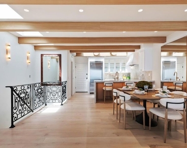 11874 Beach Club Way - Photo Thumbnail 14
