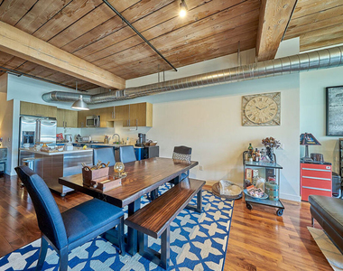 530 S Hewitt Street - Photo Thumbnail 10