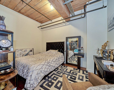 530 S Hewitt Street - Photo Thumbnail 2
