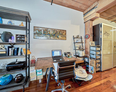 530 S Hewitt Street - Photo Thumbnail 4