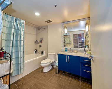 530 S Hewitt Street - Photo Thumbnail 3