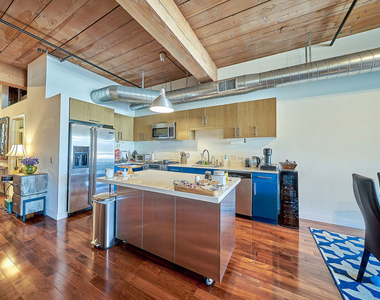 530 S Hewitt Street - Photo Thumbnail 5