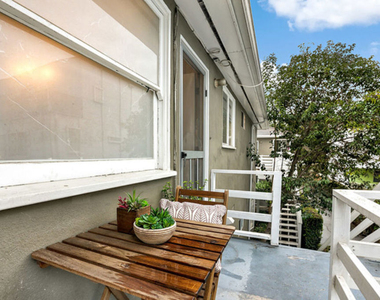 2427 Centinela Avenue - Photo Thumbnail 11