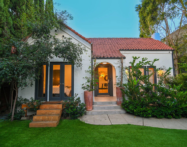 1019 N Orange Grove Avenue - Photo Thumbnail 30