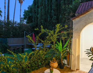 1019 N Orange Grove Avenue - Photo Thumbnail 4