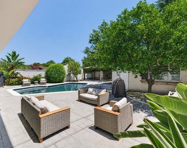 5230 Teesdale Avenue - Photo Thumbnail 23