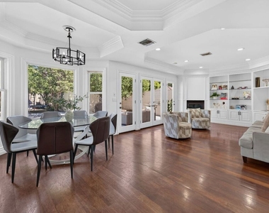 5230 Teesdale Avenue - Photo Thumbnail 5