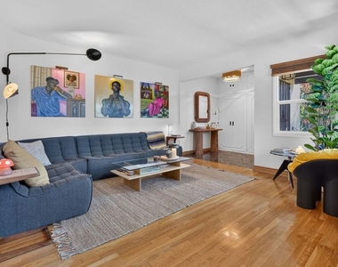 9001 Lloyd Pl - Photo Thumbnail 6