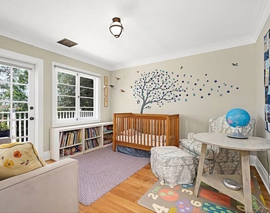 379 N Ridgewood Place - Photo Thumbnail 28