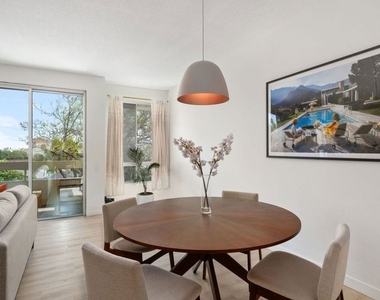 8960 Cynthia Street - Photo Thumbnail 10
