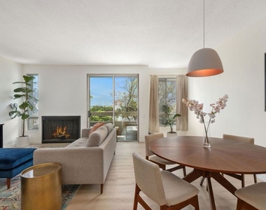 8960 Cynthia Street - Photo Thumbnail 2