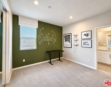 751 Daniel Freeman Circle - Photo Thumbnail 20