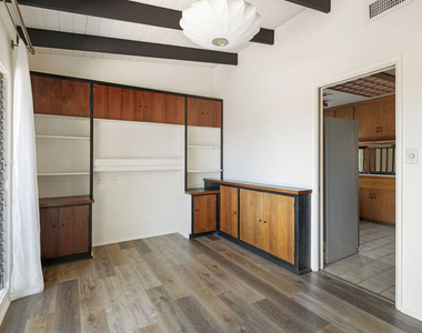 3582 Verdugo Vista Terrace - Photo Thumbnail 13