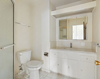 3582 Verdugo Vista Terrace - Photo Thumbnail 25