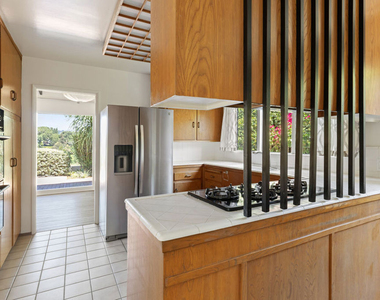 3582 Verdugo Vista Terrace - Photo Thumbnail 18