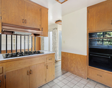 3582 Verdugo Vista Terrace - Photo Thumbnail 21