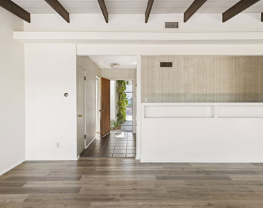 3582 Verdugo Vista Terrace - Photo Thumbnail 4