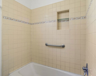 1200 S Citrus Avenue - Photo Thumbnail 18