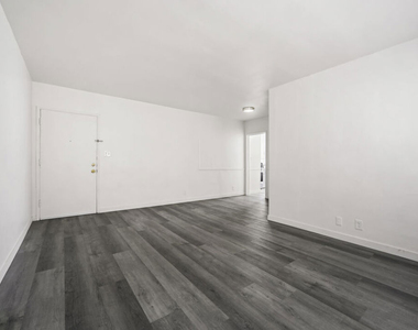 1200 S Citrus Avenue - Photo Thumbnail 7