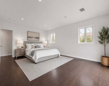 138 N Hamel Drive - Photo Thumbnail 29