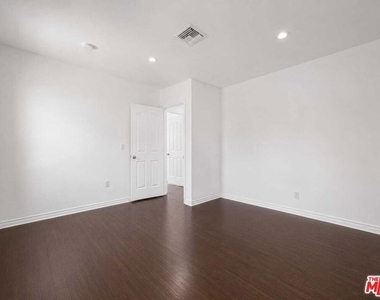 138 N Hamel Drive - Photo Thumbnail 28