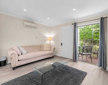 138 N Hamel Drive - Photo Thumbnail 61