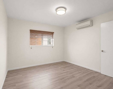138 N Hamel Drive - Photo Thumbnail 66