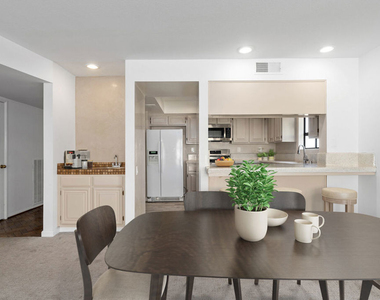 1250 Amherst Avenue - Photo Thumbnail 6