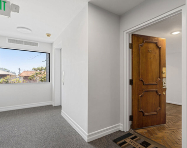 1250 Amherst Avenue - Photo Thumbnail 1