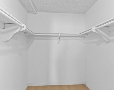 10535 Wilshire Boulevard - Photo Thumbnail 35