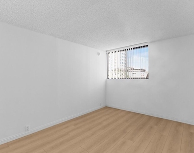 10535 Wilshire Boulevard - Photo Thumbnail 26