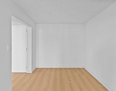 10535 Wilshire Boulevard - Photo Thumbnail 14