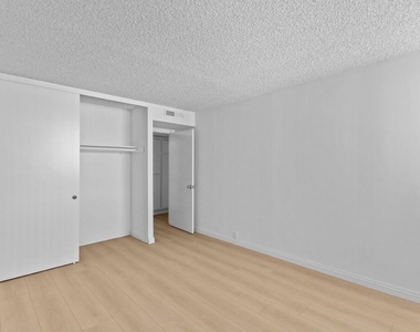 10535 Wilshire Boulevard - Photo Thumbnail 27