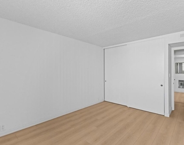 10535 Wilshire Boulevard - Photo Thumbnail 28