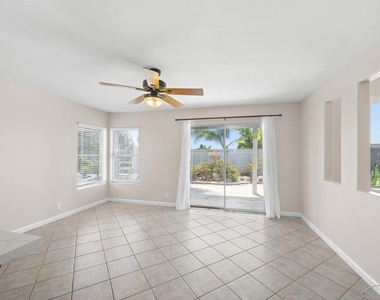 724 Cardona Ave - Photo Thumbnail 10