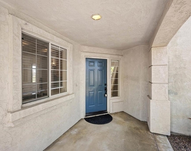 724 Cardona Ave - Photo Thumbnail 2