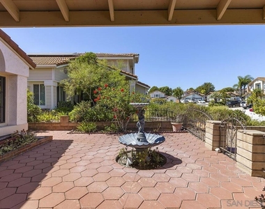 8733 Elford Ct - Photo Thumbnail 5