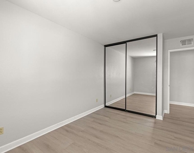 8733 Elford Ct - Photo Thumbnail 34