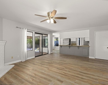 8733 Elford Ct - Photo Thumbnail 20