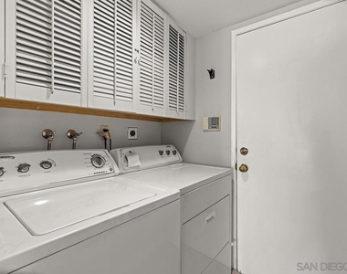 8733 Elford Ct - Photo Thumbnail 24