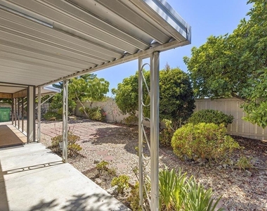 8733 Elford Ct - Photo Thumbnail 46