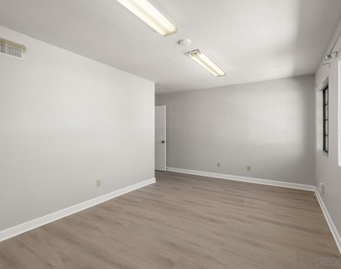 8733 Elford Ct - Photo Thumbnail 41