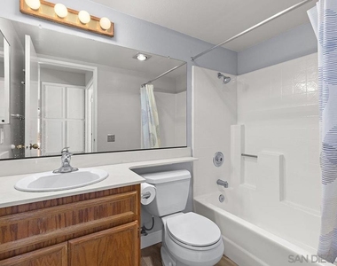 8733 Elford Ct - Photo Thumbnail 23