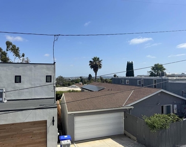 2527 Beryl St - Photo Thumbnail 23