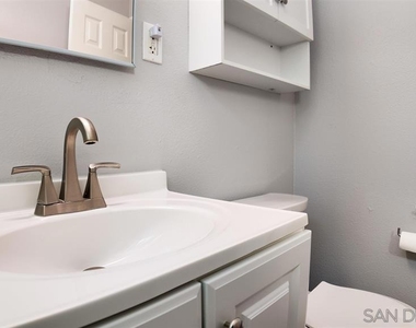 3934 Marine View Ave - Photo Thumbnail 18
