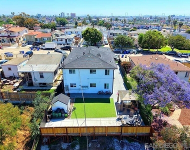 3934 Marine View Ave - Photo Thumbnail 30