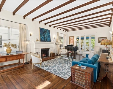 537 N June Street - Photo Thumbnail 2