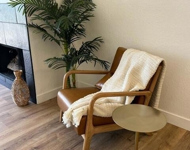 77640 Woodhaven Drive N - Photo Thumbnail 7
